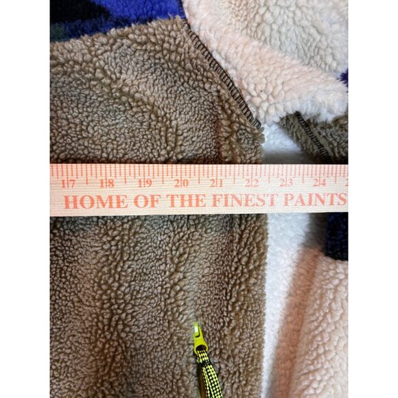 Urban Outfitters Sherpa Fleece Jacket With Aztec Pattern & Neon Zippers - Picture 12 of 16